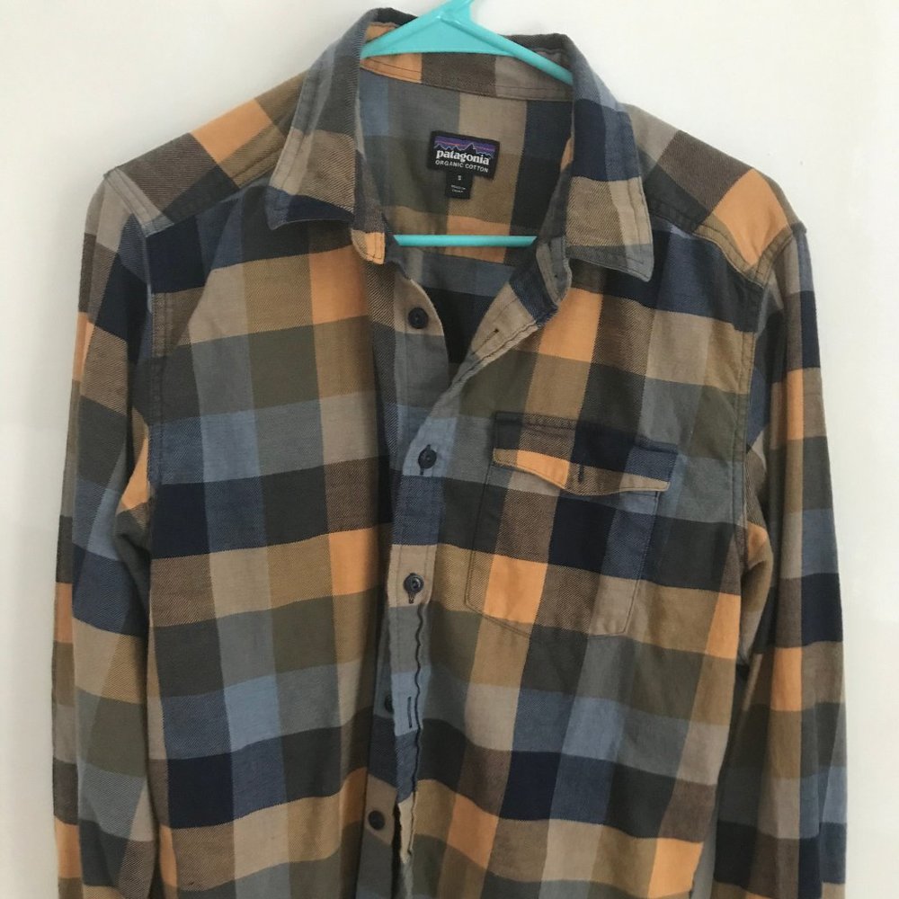 Patagonia Plaid shirts